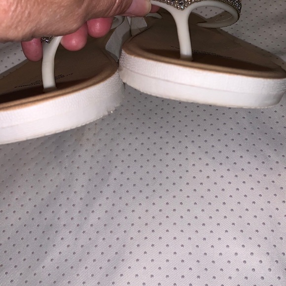 Sparkly white thong sandals size 7/8 - Picture 8 of 11
